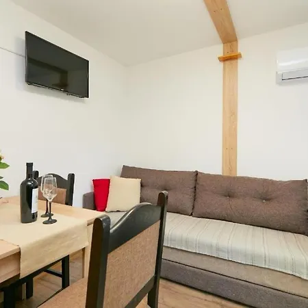 Apartman With Parking Space Babino Polje, Mljet - 22319