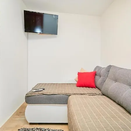 Apartment With Parking Space Babino Polje, Mljet - 22319 *
